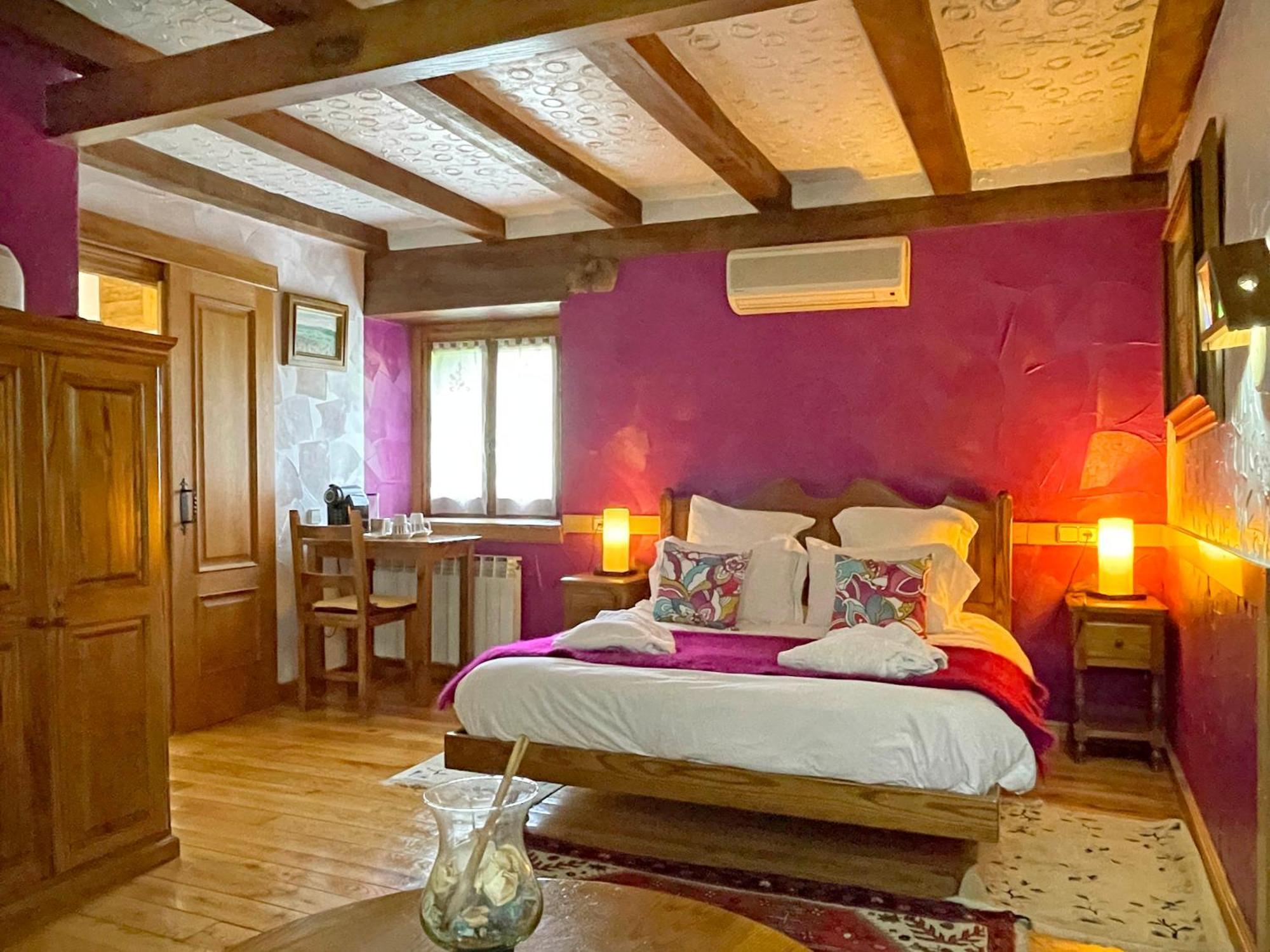 Hotel Peruskenea Jaunsaras ห้อง รูปภาพ